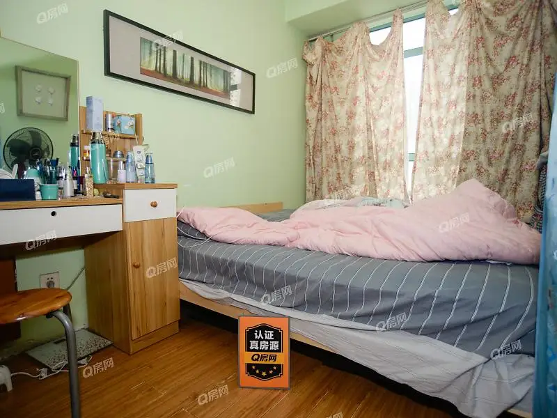 保洁打扫情侣房间照片：主题酒店情侣套房床是圆的，里面隐着哪些秘密？